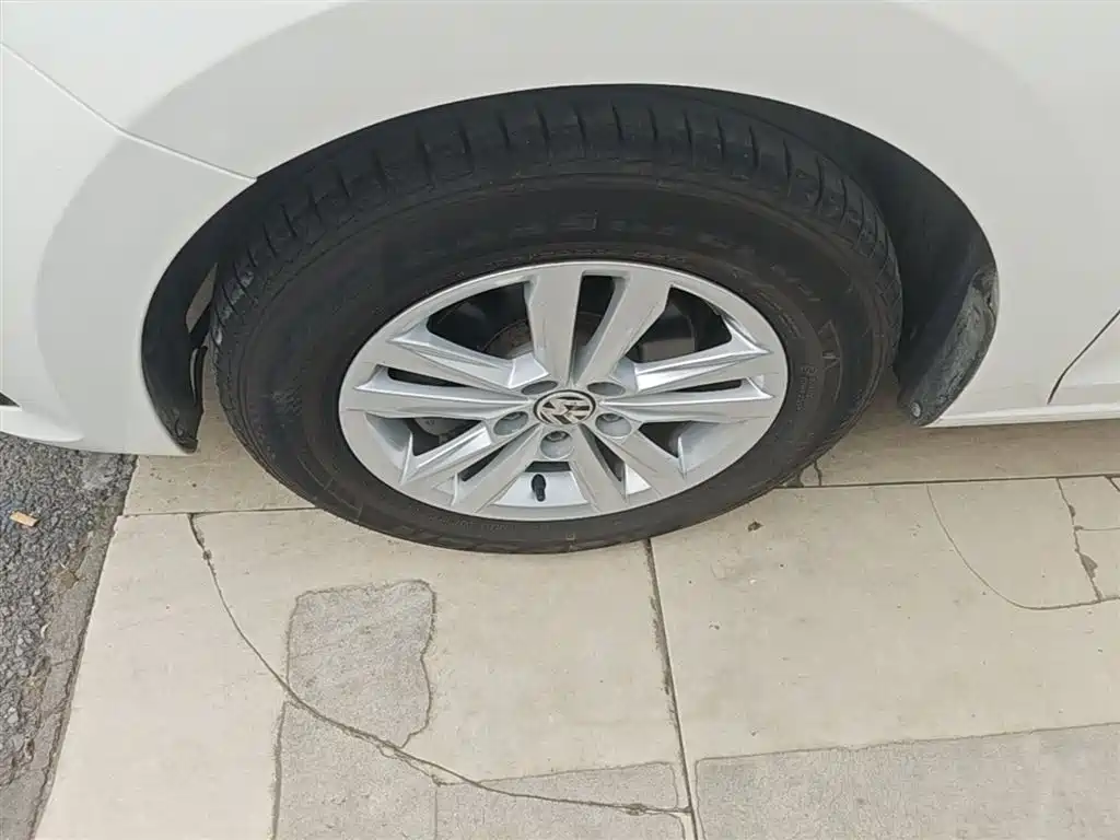 Volkswagen Santana 2016 1.4L Manual Trend Edition