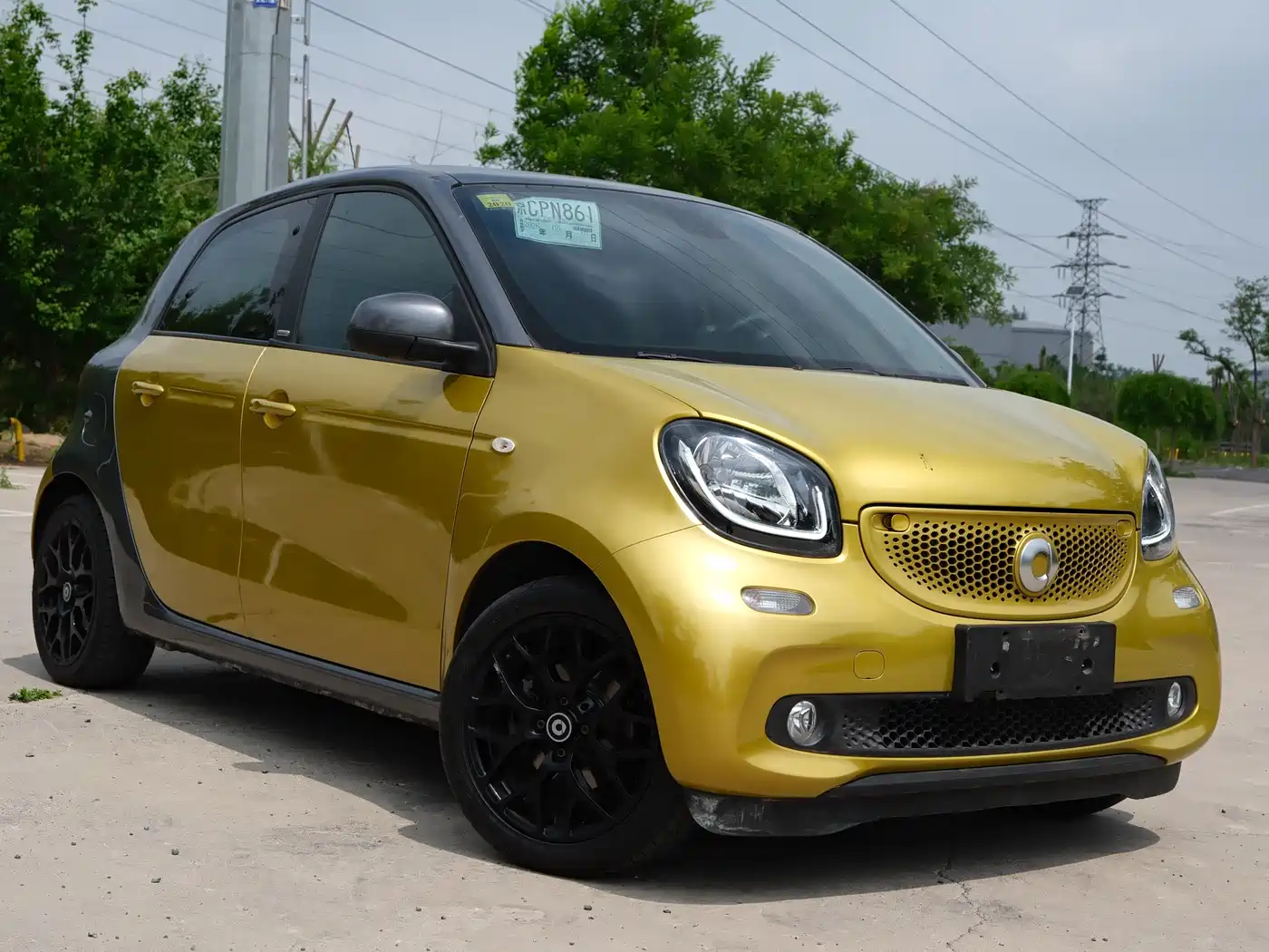 smart smart forfour 2016 Model 0.9T 66kW Pioneer Edition