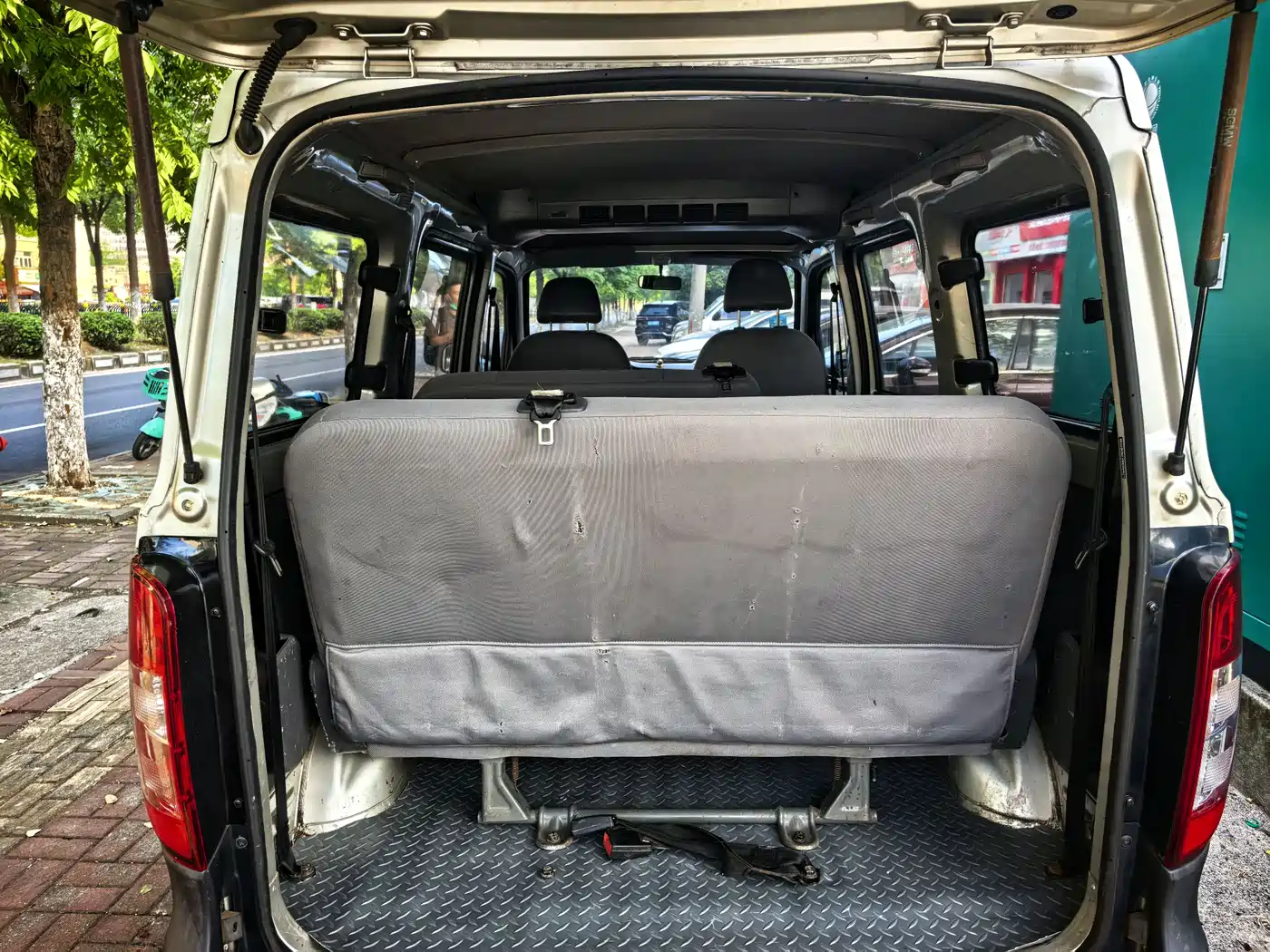 Wuling Motors Wuling Zhiguang 2015 1.2L S Standard LSI