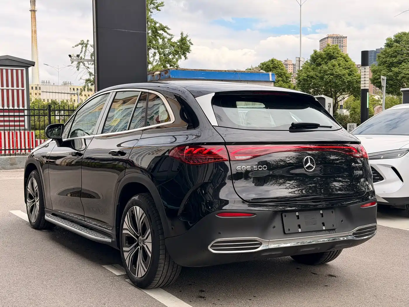 Mercedes-Benz Mercedes-Benz EQE SUV 2024 500 4MATIC Luxury Edition