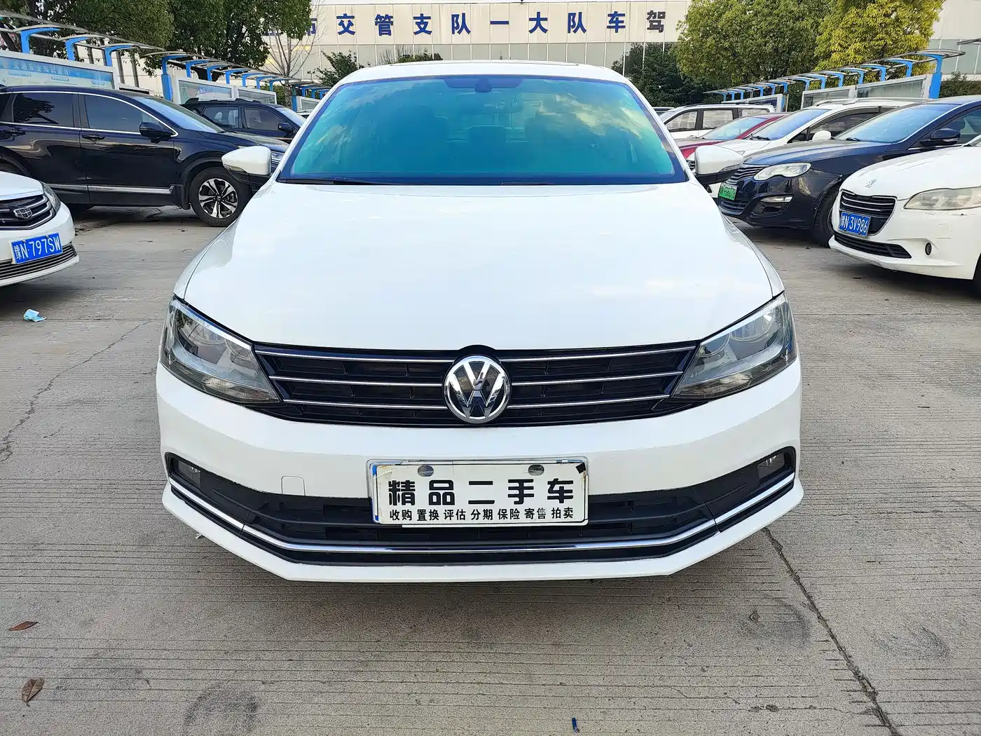 Volkswagen Sagitar 2018 1.6L Automatic Comfort