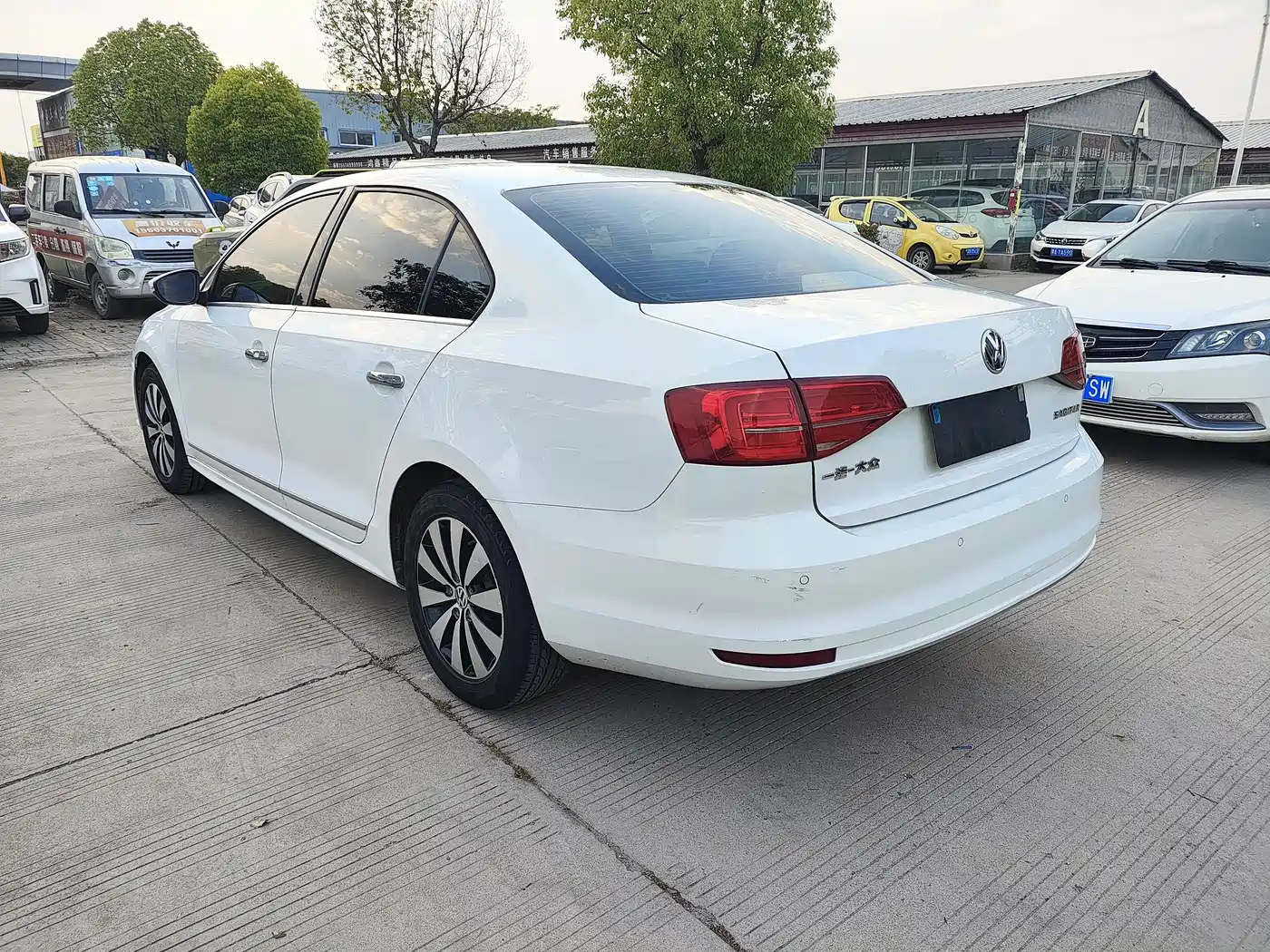 Volkswagen Sagitar 2018 1.6L Automatic Comfort