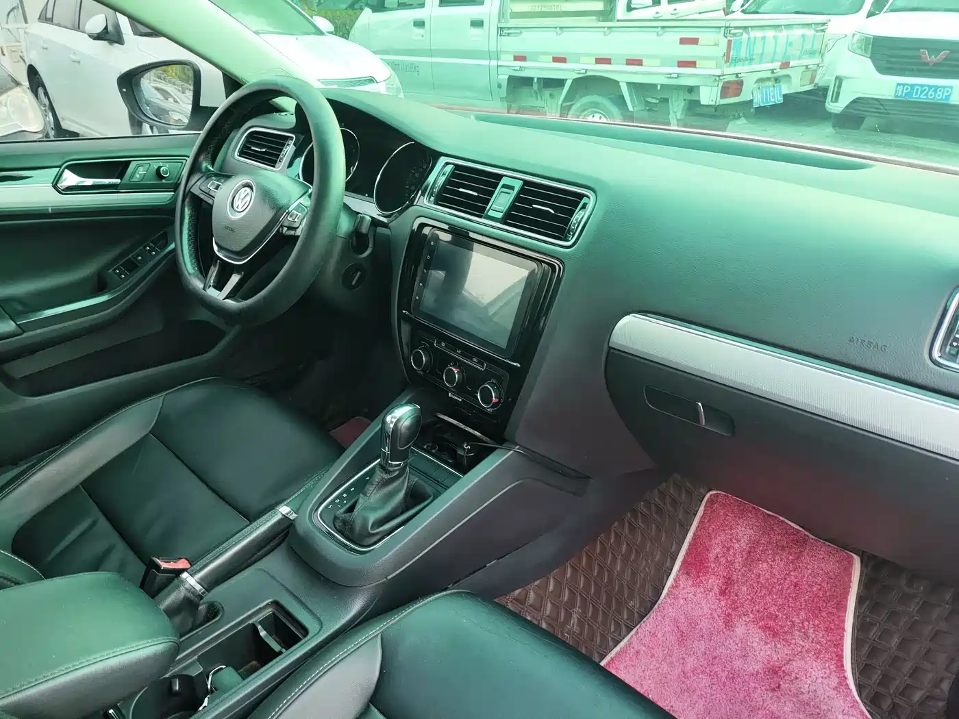 Volkswagen Sagitar 2018 1.6L Automatic Comfort