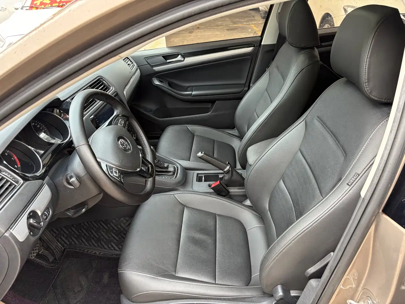Volkswagen Sagitar 2018 280TSI DSG Comfort