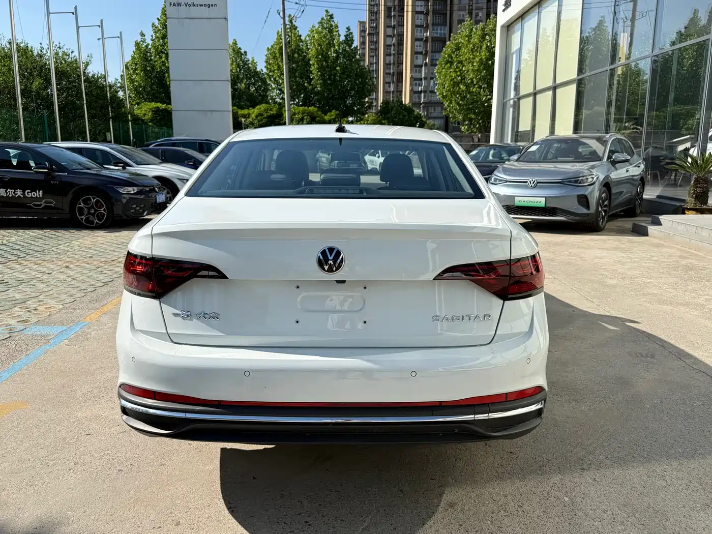 Volkswagen Sagitar 2025 200TSI DSG Flying Leap Edition