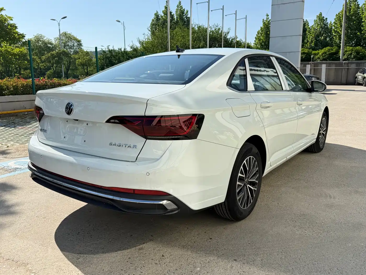 Volkswagen Sagitar 2025 200TSI DSG Flying Leap Edition