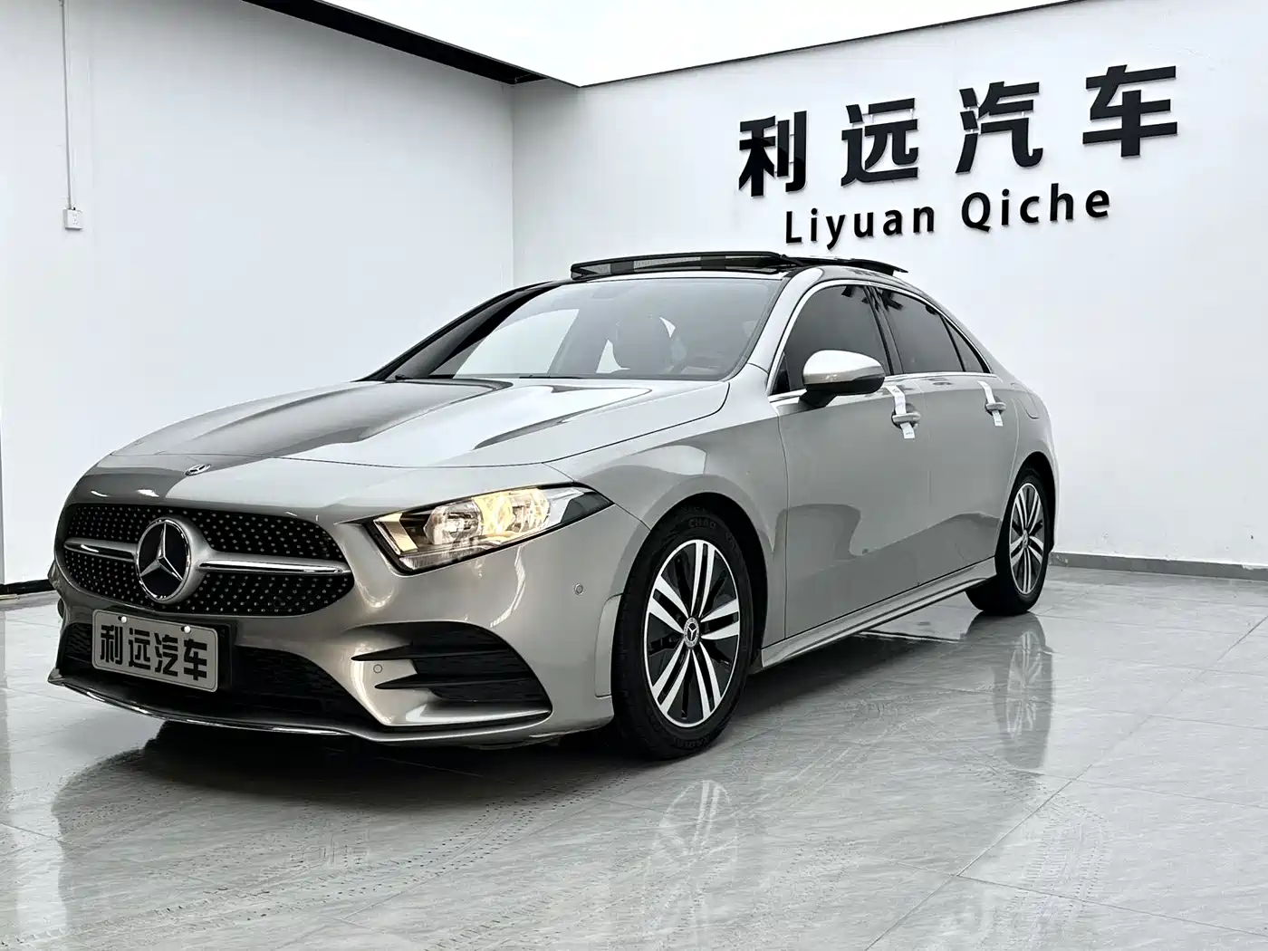 Mercedes-Benz Mercedes-Benz A-Class 2019 A 180 L Sport Sedan