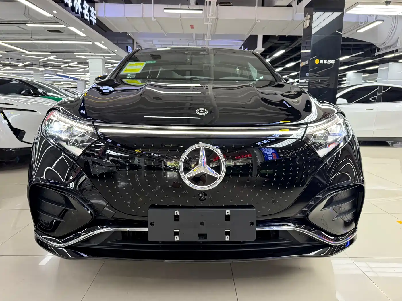 Mercedes-Benz Mercedes-Benz EQS SUV 2025 Model 500 4MATIC