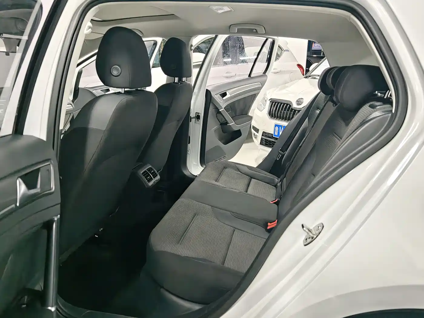 Volkswagen Golf 2016 1.6L Automatic Comfort