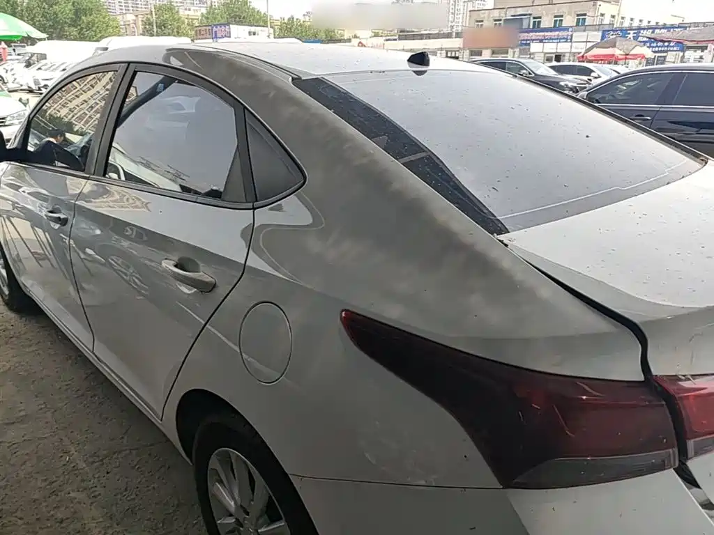 Hyundai Hyundai Verna 2016 1.4L Manual Cool Edition GLS