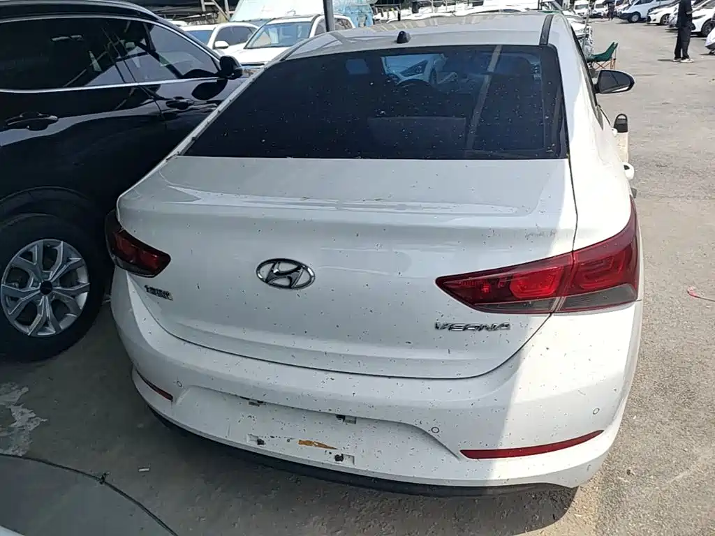 Hyundai Hyundai Verna 2016 1.4L Manual Cool Edition GLS