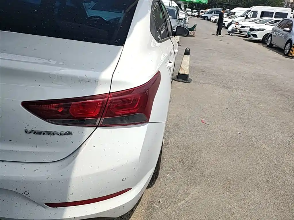Hyundai Hyundai Verna 2016 1.4L Manual Cool Edition GLS