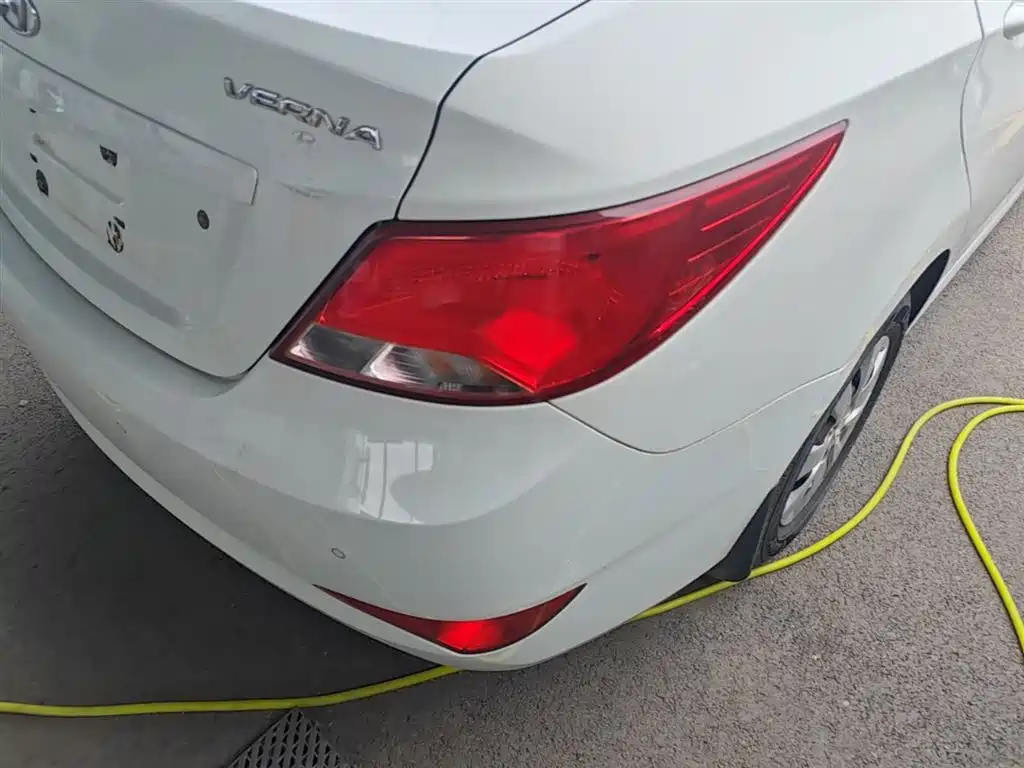 Hyundai Verna 2014 1.4L Manual Smart GLS