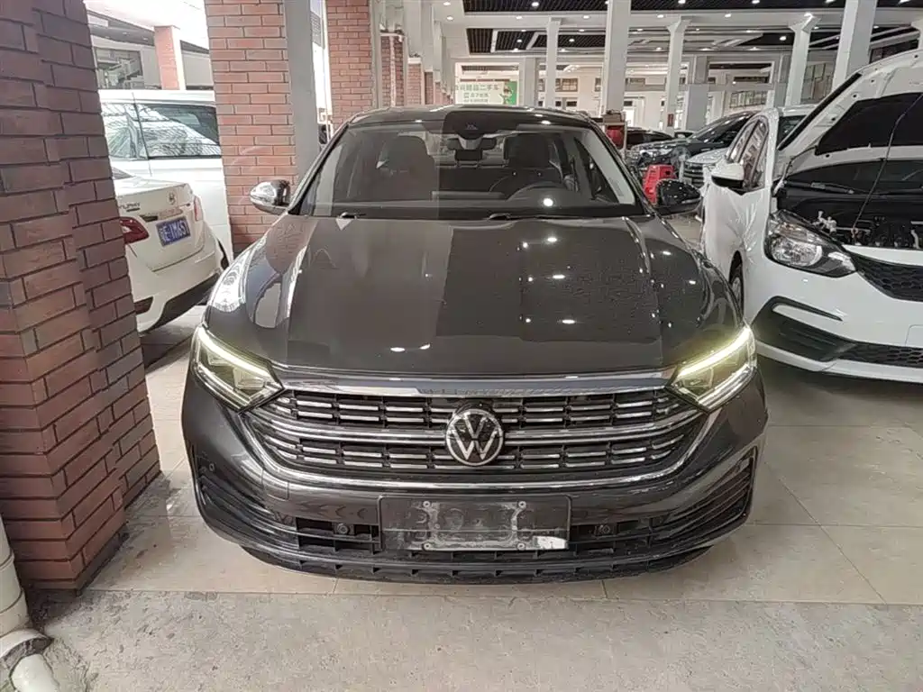 Volkswagen Sagitar 2023 Model Year 200TSI DSG Surpass Edition