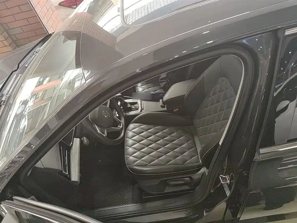 Volkswagen Sagitar 2023 Model Year 200TSI DSG Surpass Edition