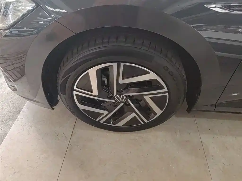 Volkswagen Sagitar 2023 Model Year 200TSI DSG Surpass Edition