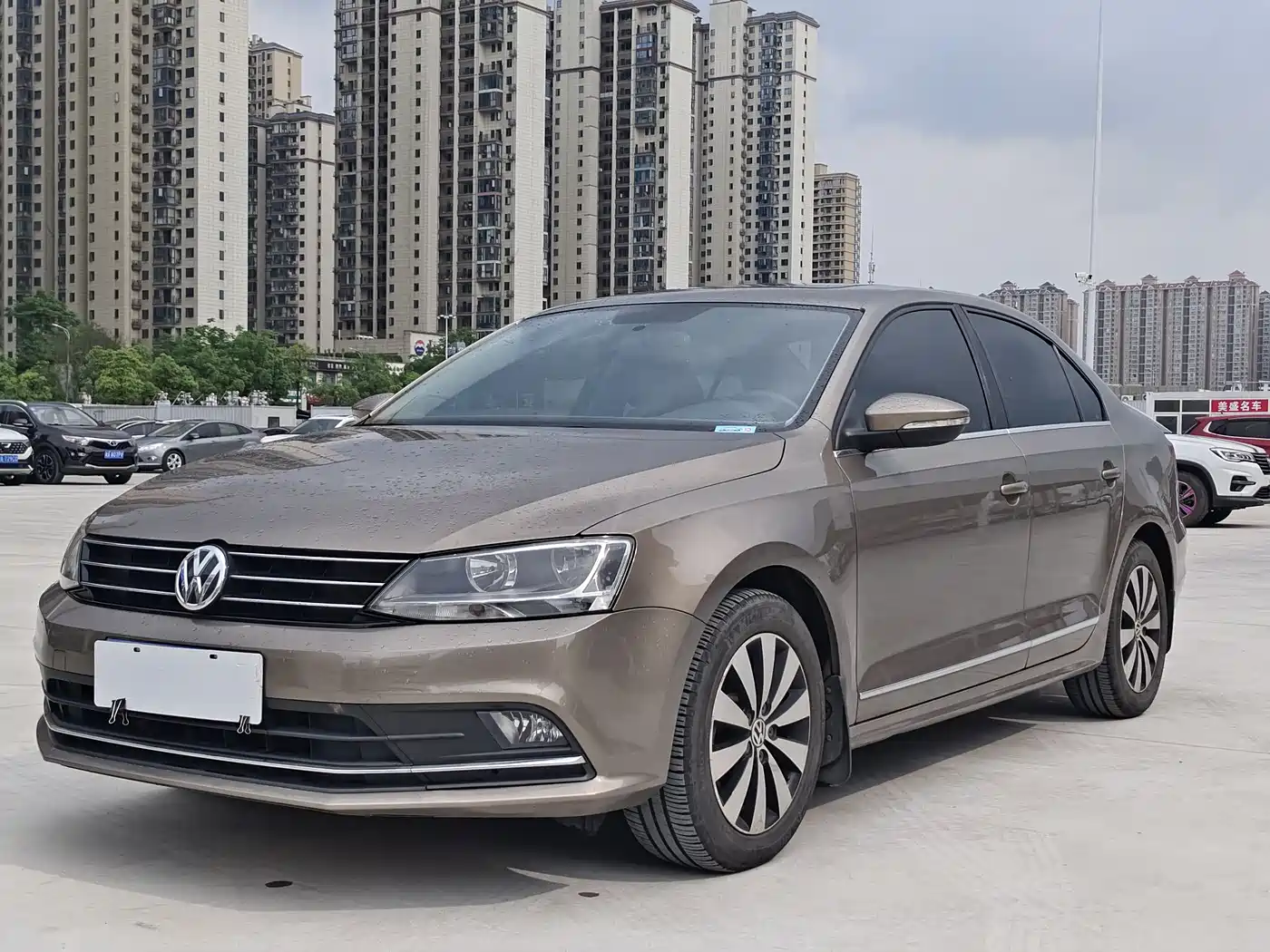 Volkswagen Sagitar 2017 1.6L Automatic Comfort