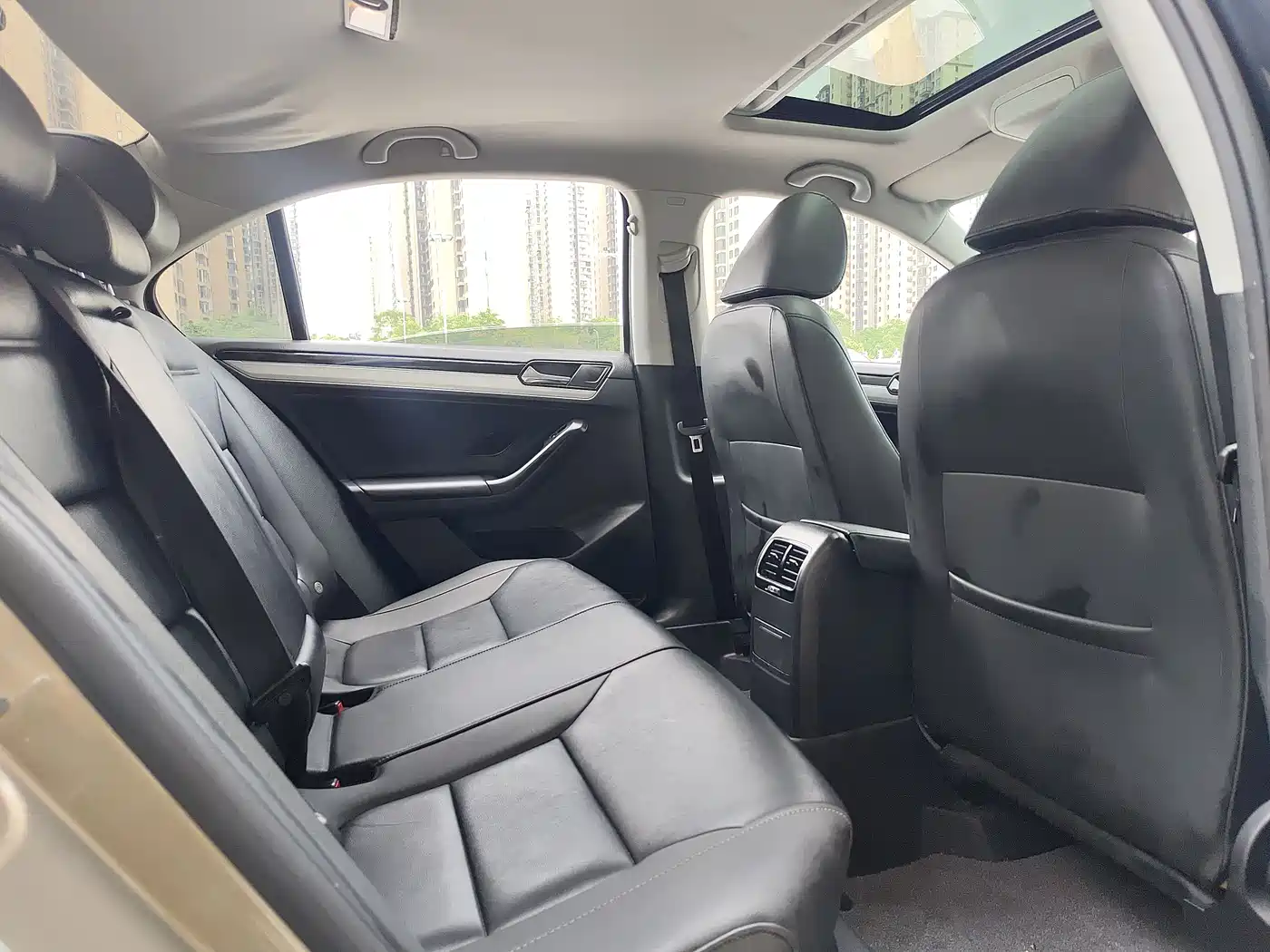 Volkswagen Sagitar 2017 1.6L Automatic Comfort