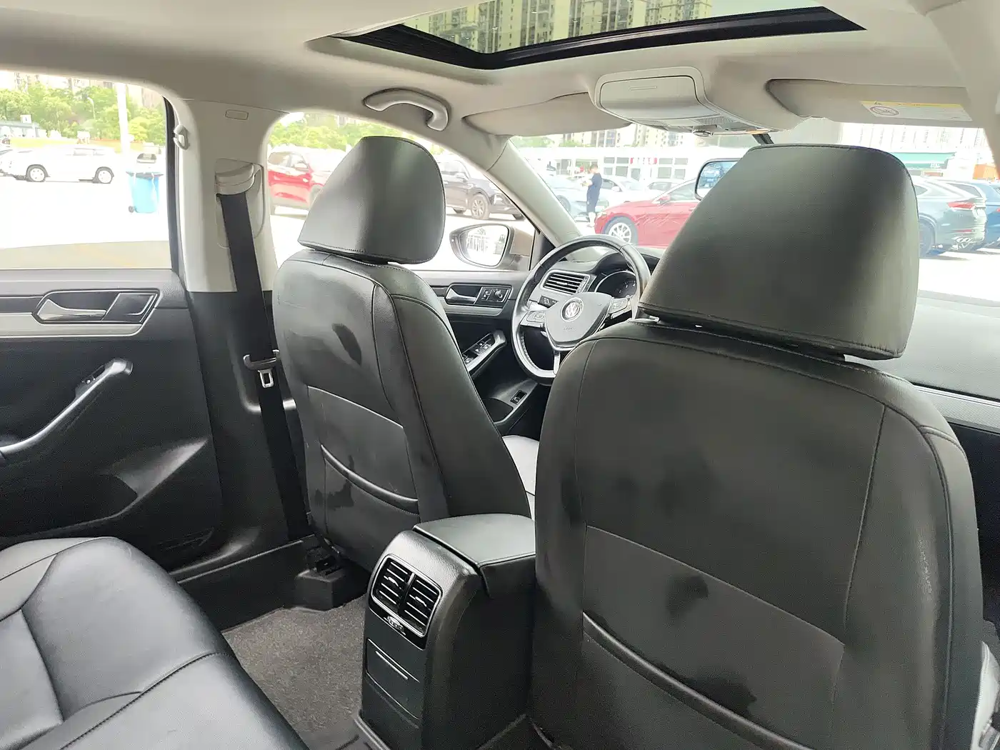 Volkswagen Sagitar 2017 1.6L Automatic Comfort