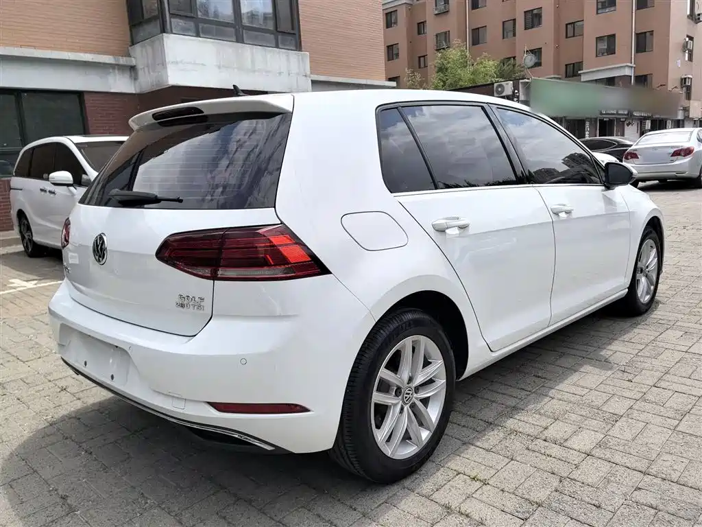 Volkswagen Golf 2019 200TSI DSG Comfort Progressive China VI