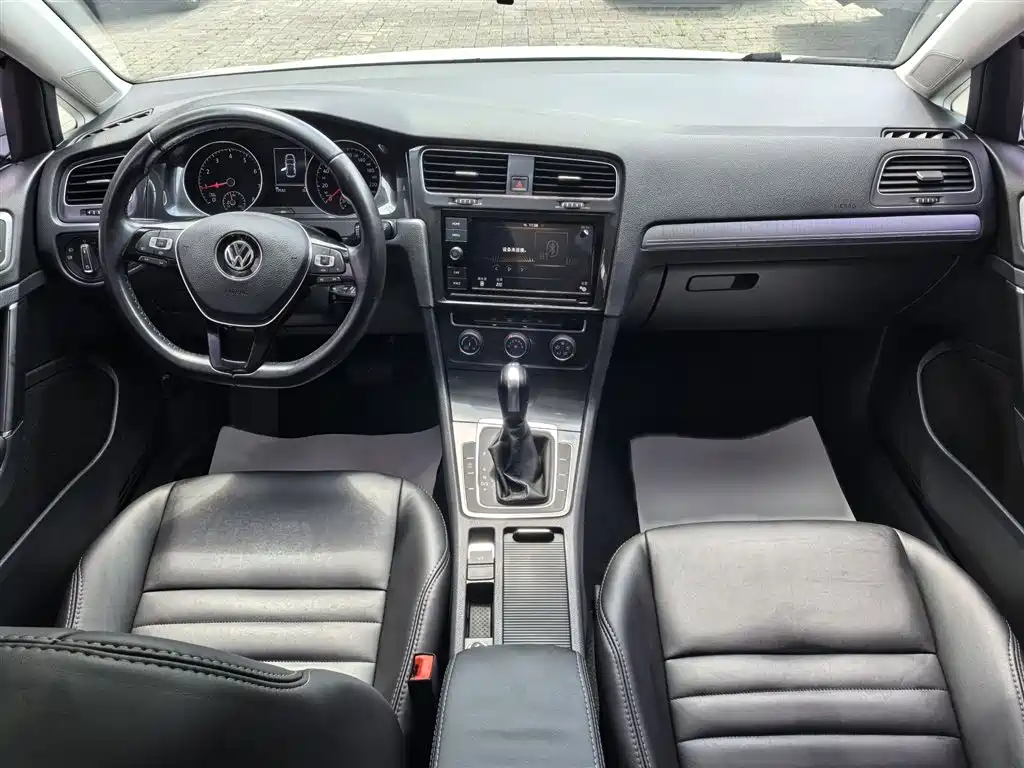 Volkswagen Golf 2019 200TSI DSG Comfort Progressive China VI