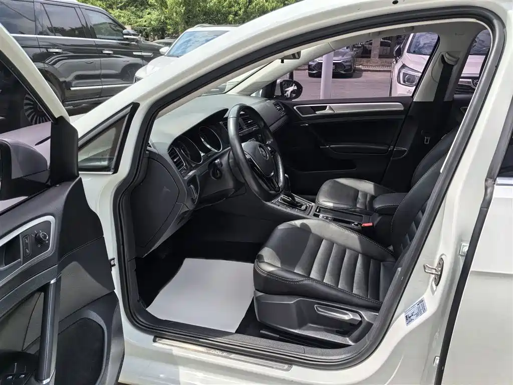 Volkswagen Golf 2019 200TSI DSG Comfort Progressive China VI