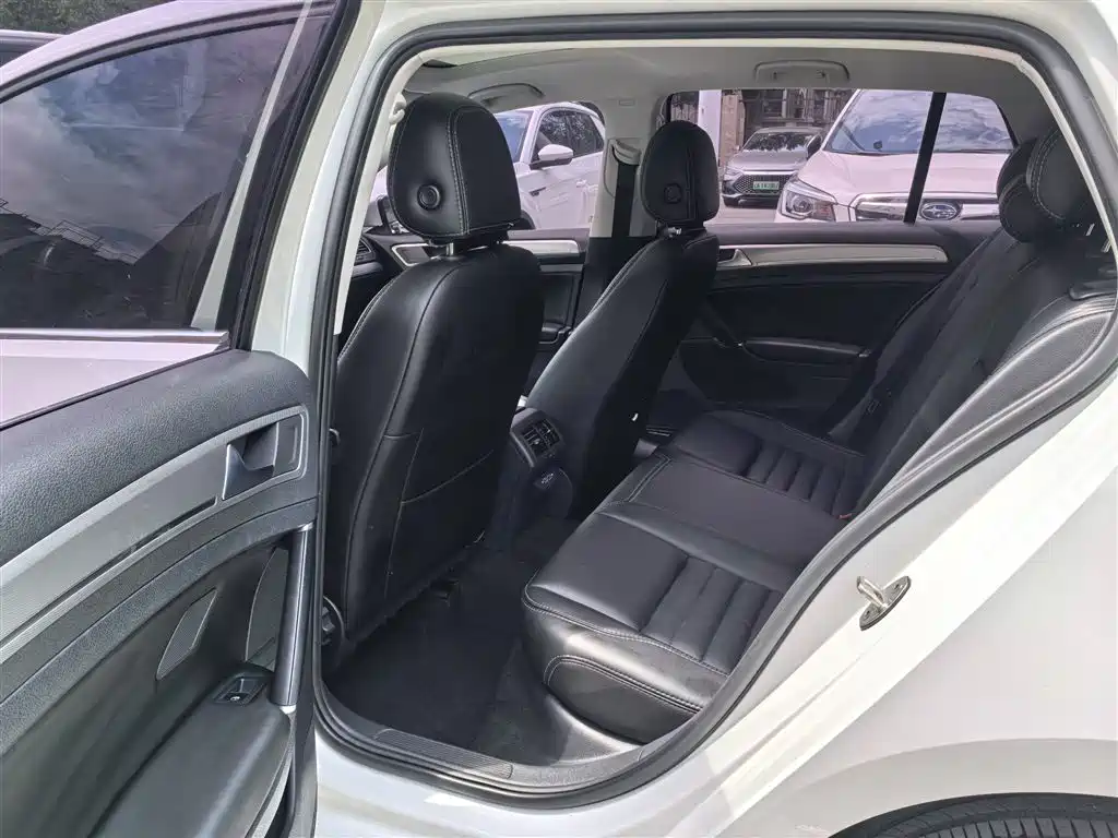 Volkswagen Golf 2019 200TSI DSG Comfort Progressive China VI