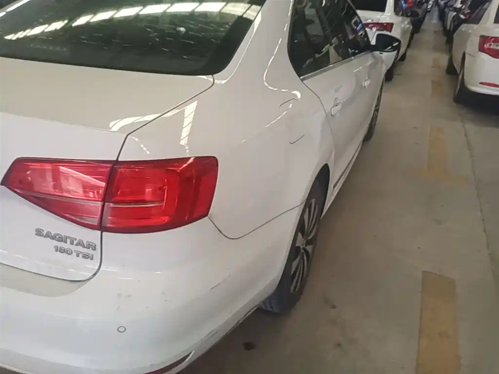 Volkswagen Sagitar 2017 180TSI Auto Exclusive Edition