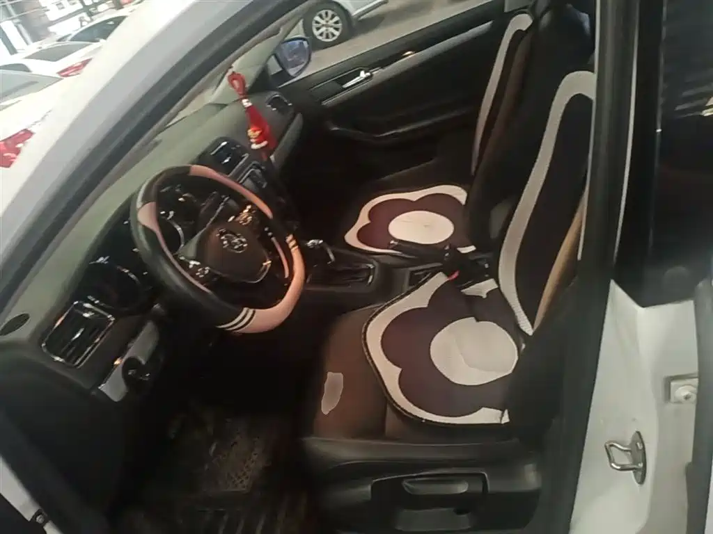 Volkswagen Sagitar 2017 180TSI Auto Exclusive Edition