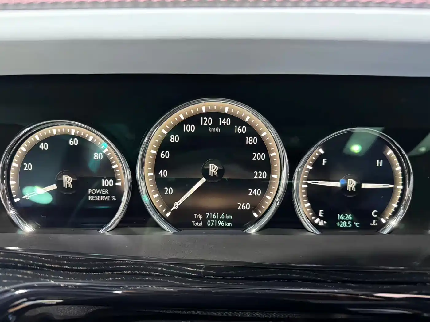 Rolls-Royce Phantom 2024 Long Wheelbase Series II