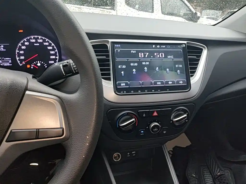 Hyundai Hyundai Verna 2016 1.4L Manual Cool Edition GLS