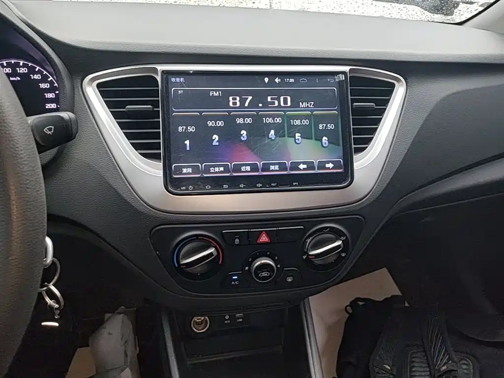 Hyundai Hyundai Verna 2016 1.4L Manual Cool Edition GLS