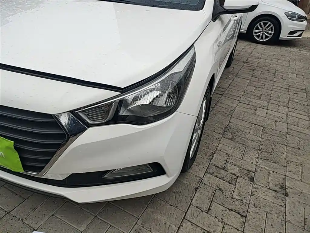 Hyundai Hyundai Verna 2016 1.4L Manual Cool Edition GLS