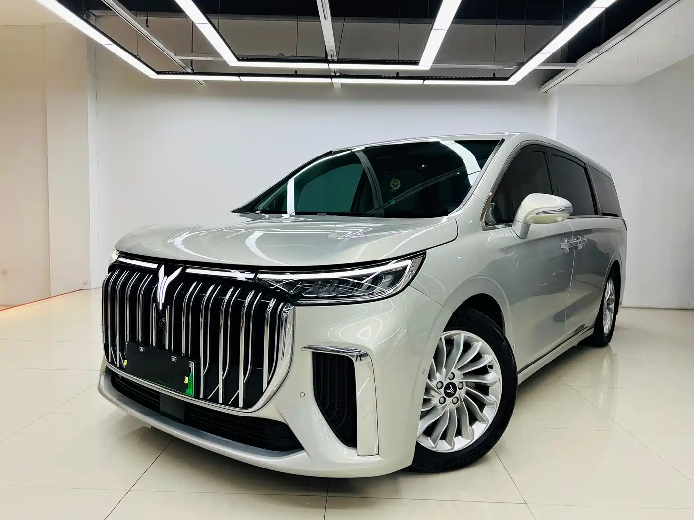 Voyah Auto Voyah Dreamer 2022 Low-carbon Dream+Smart Package