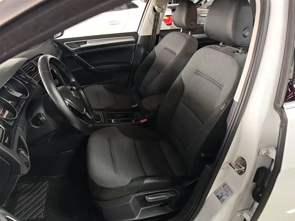 Volkswagen Golf 2020 280TSI DSG Comfort