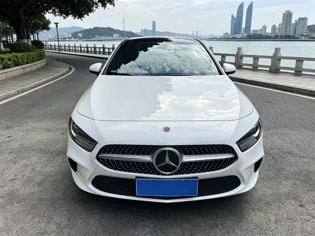Mercedes-Benz Mercedes-Benz A-Class 2020 A 180 L
