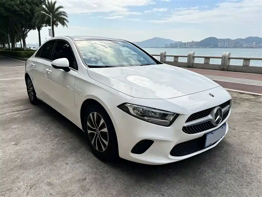 Mercedes-Benz Mercedes-Benz A-Class 2020 A 180 L