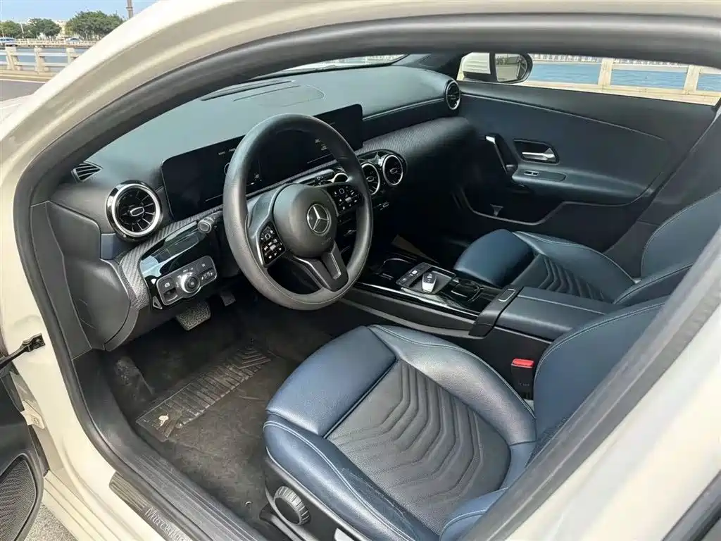 Mercedes-Benz Mercedes-Benz A-Class 2020 A 180 L