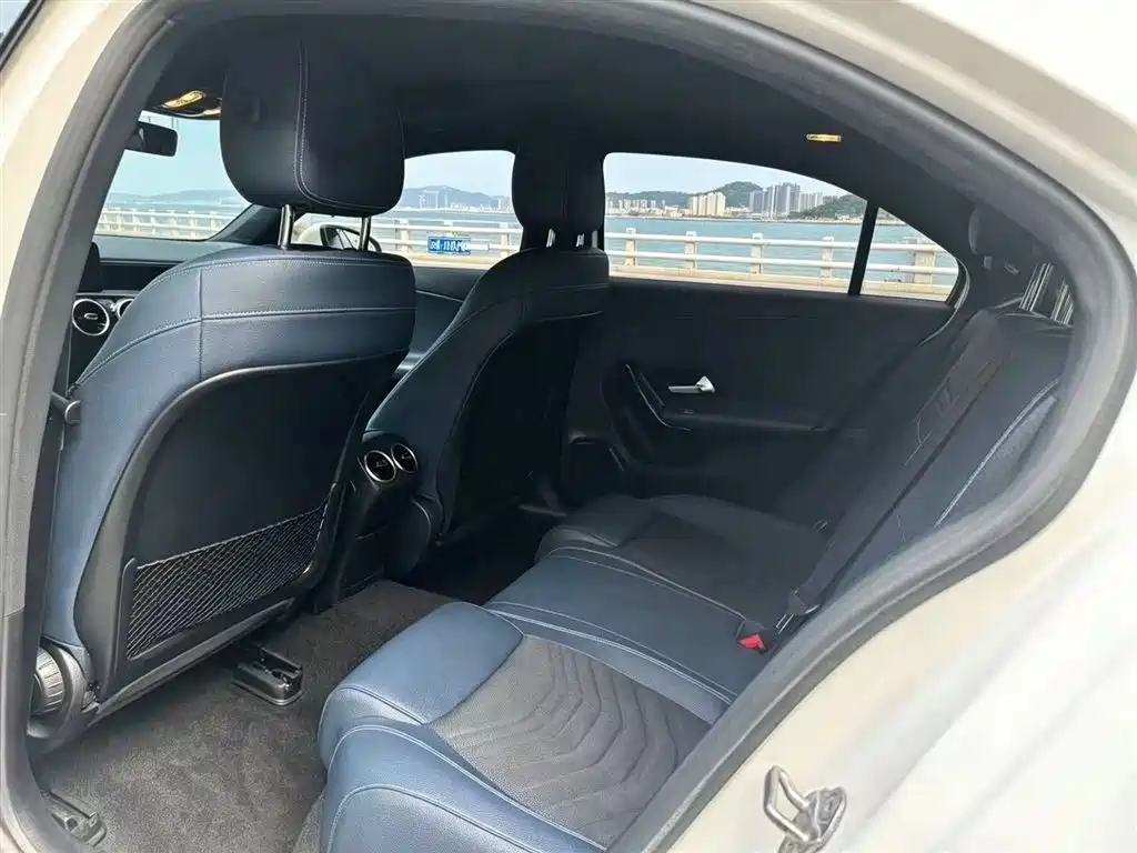 Mercedes-Benz Mercedes-Benz A-Class 2020 A 180 L