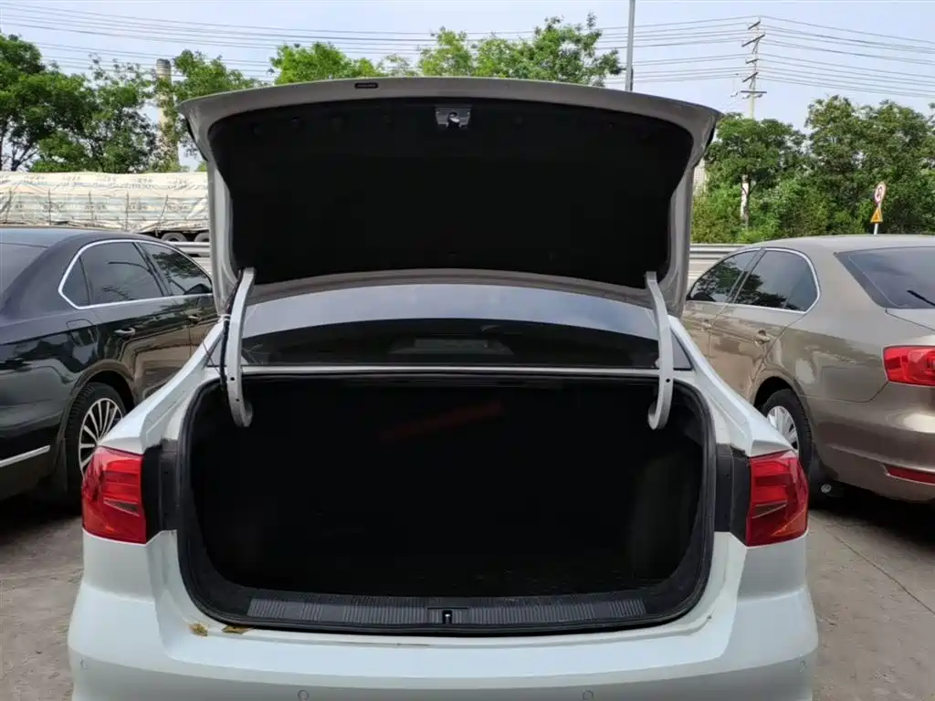 Volkswagen Bora 2019 Facelift Bora Legend 1.5L Automatic Fashion Type China VI