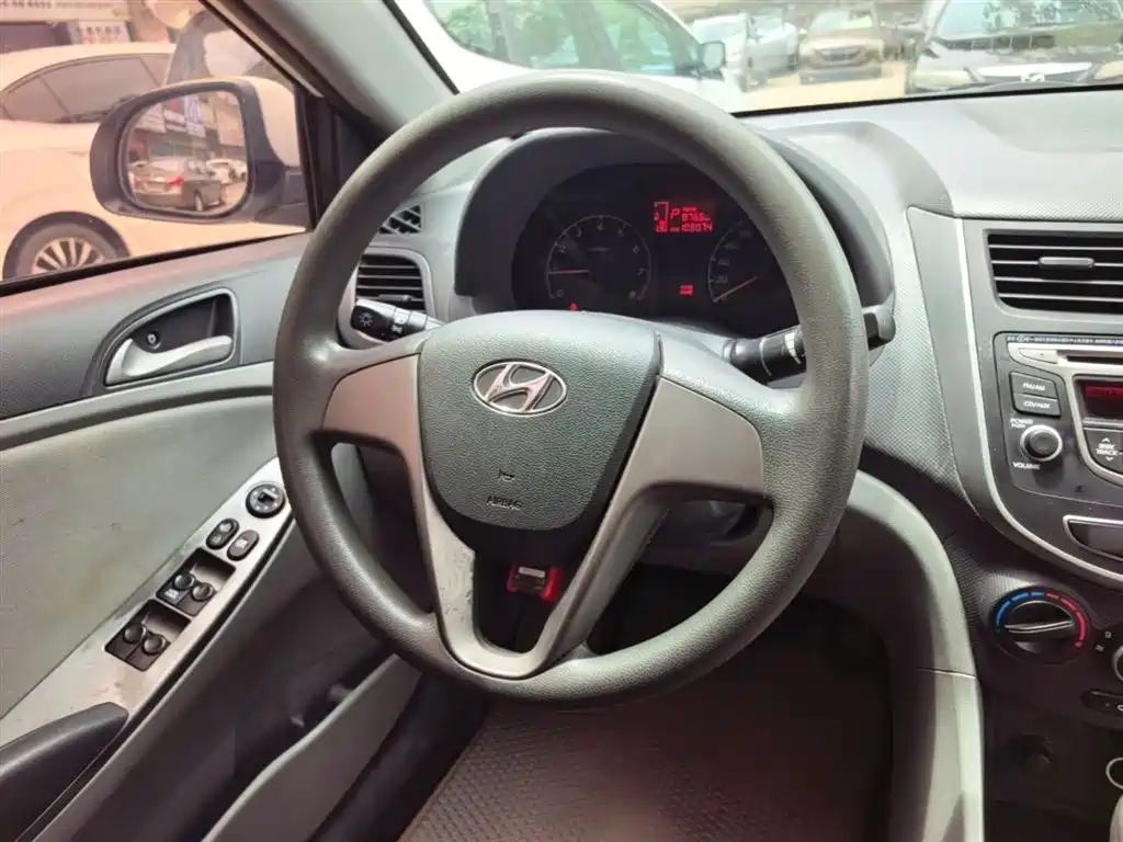 Hyundai Verna 2016 1.4L Automatic Smart GLS