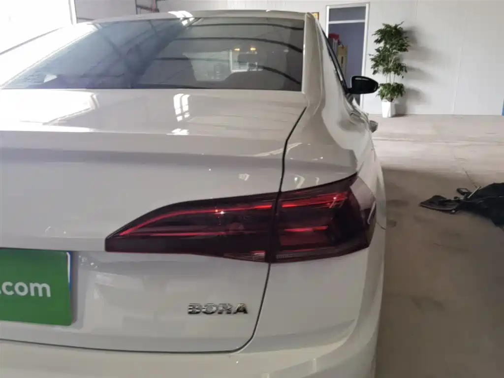 Volkswagen Bora 2019 Facelift 1.5L Manual Fashion China VI