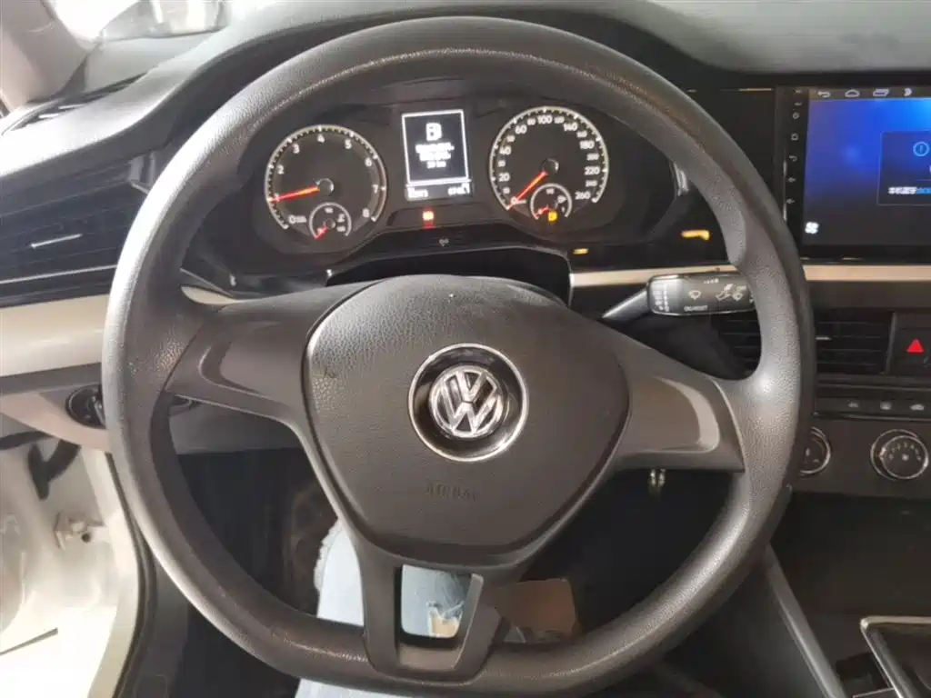 Volkswagen Bora 2019 Facelift 1.5L Manual Fashion China VI