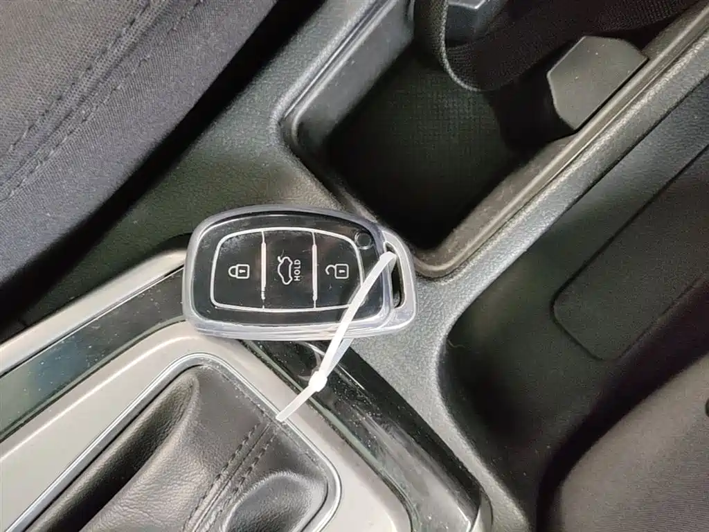 Hyundai Langdong 2016 1.6L Automatic Premium Edition