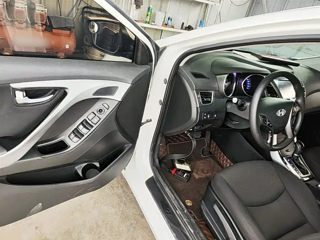 Hyundai Langdong 2016 1.6L Automatic Premium Edition
