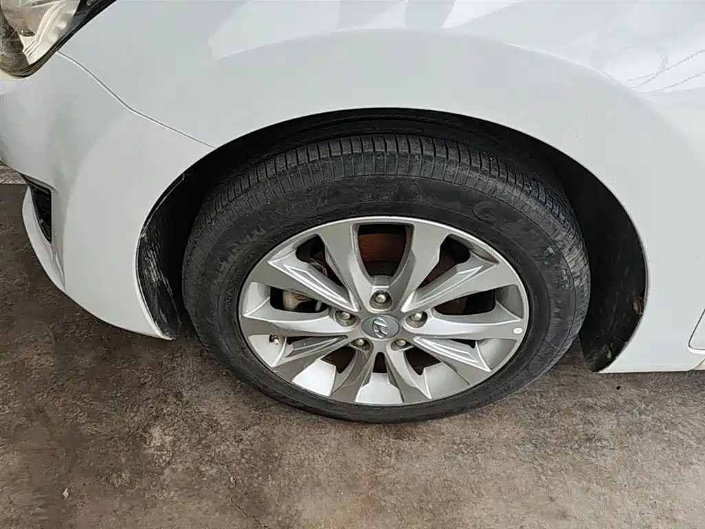 Hyundai Langdong 2016 1.6L Automatic Premium Edition