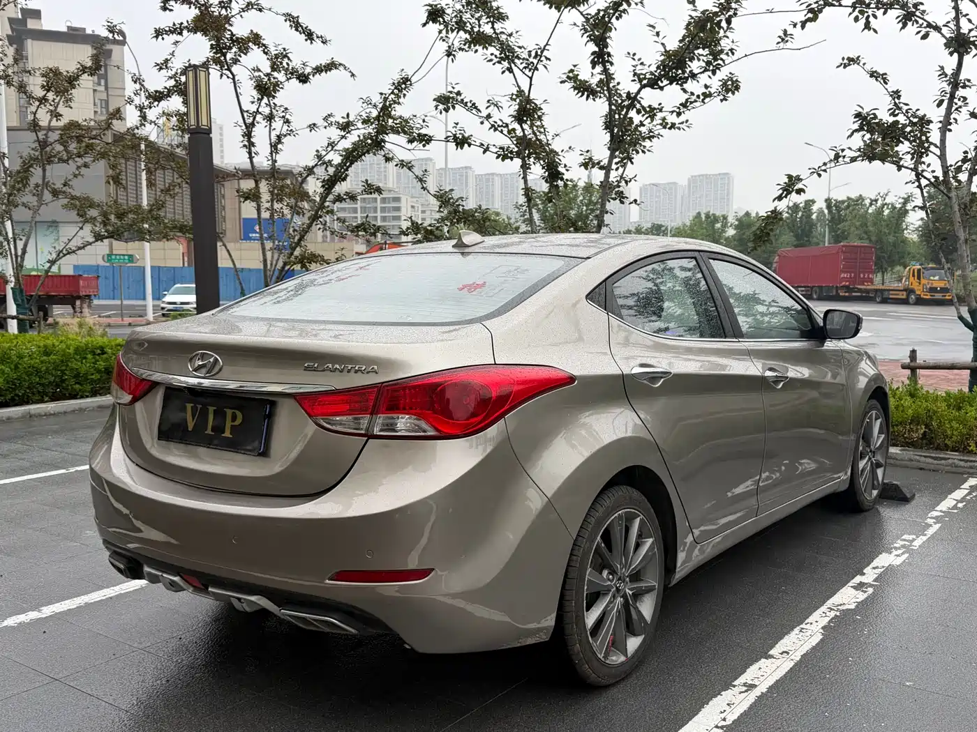 Hyundai Langdong 2015 1.6L Auto Premium
