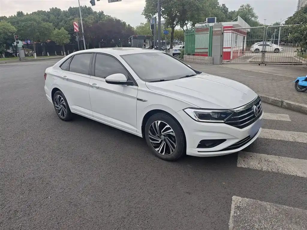Volkswagen Sagitar 2021 280TSI DSG Surpassing Edition
