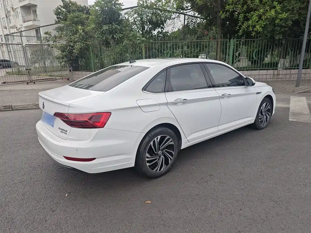 Volkswagen Sagitar 2021 280TSI DSG Surpassing Edition