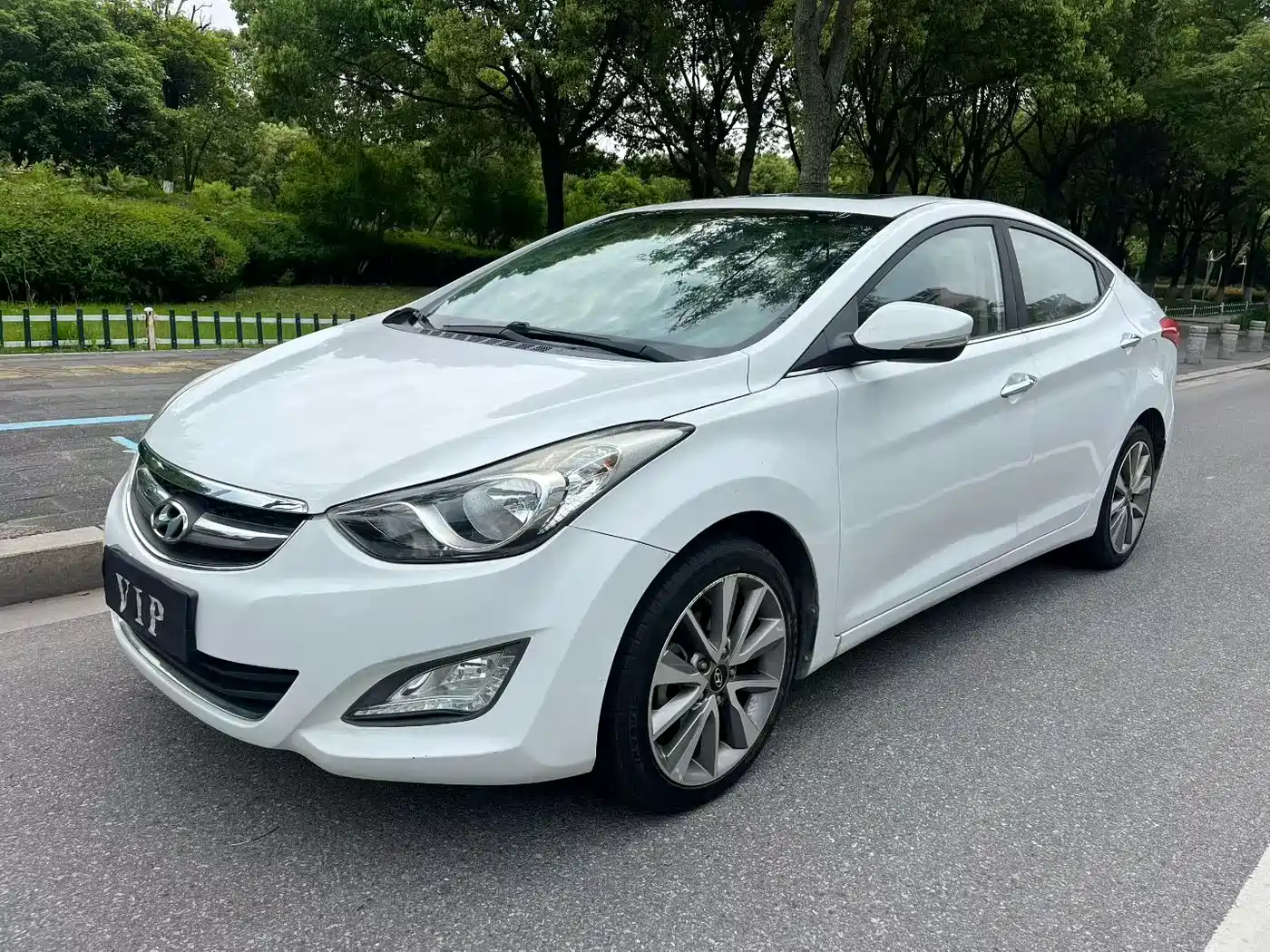 Hyundai Langdong 2015 1.6L Auto Premium